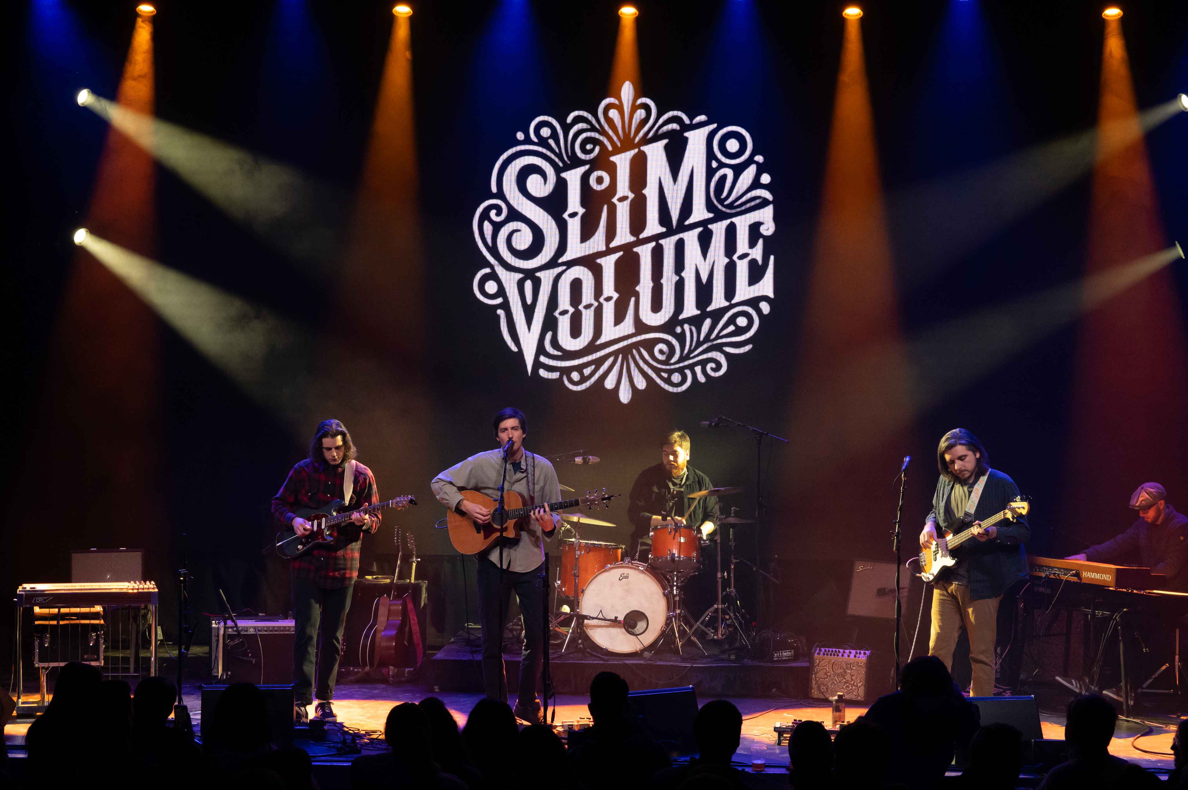 slim volume press picture live setting on big stage